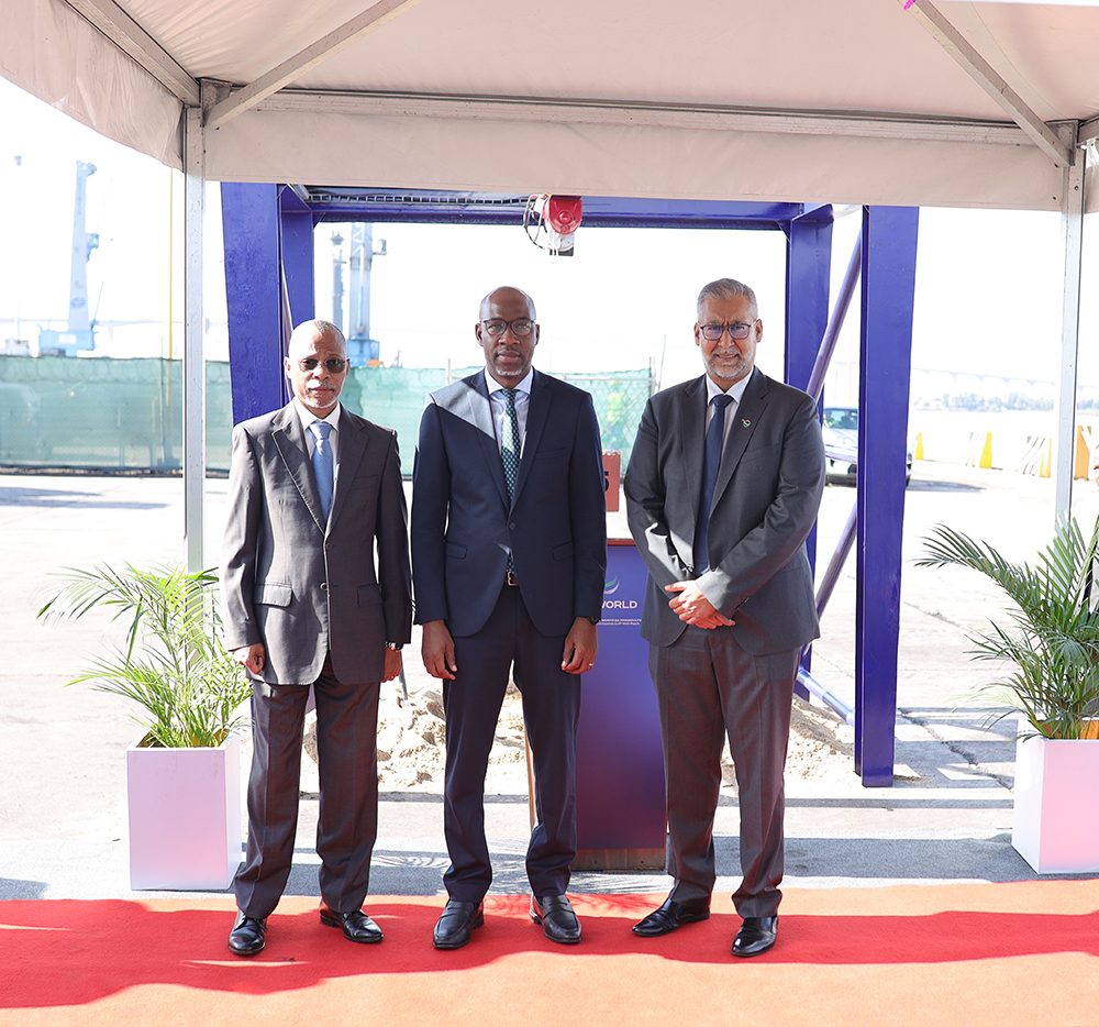 President and CEO MPDC Osorio Lucas, Honourable Minister of Transport and Logistics João Matlombe, and CEO and MD DP World sub-Saharan Africa Mohammed Akoojee