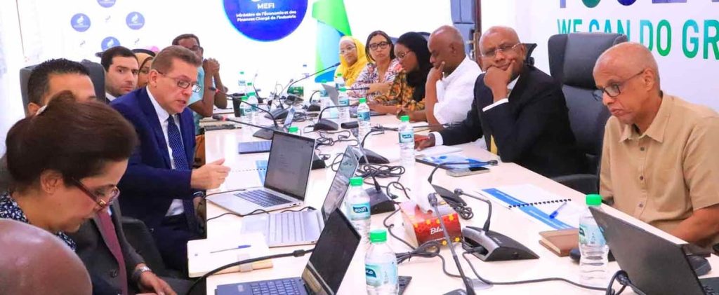 AfDB Executive Director, Khaled Sherif (Centre-L), discussed ways to accelerate project delivery during his presentation to Djibouti’s Minister of Finance, Ilyas Moussa Dawaleh (Centre-R).