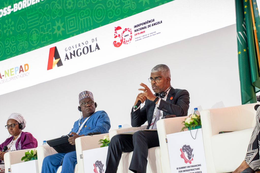Ricardo Viegas D’Abreu, Angola’s Minister of Transport. Photo credit: © Railways Africa // Craig Dean